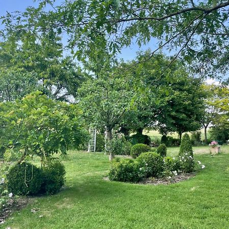Apartamento Les Rougemonts Coton Champguyon Exterior foto